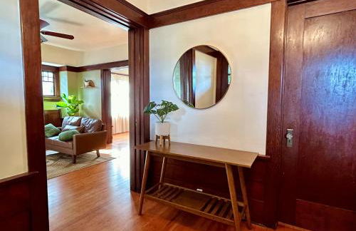 *Boho Bungalow-King-Backyard-Full Kitchen-W/D* - Foto 23