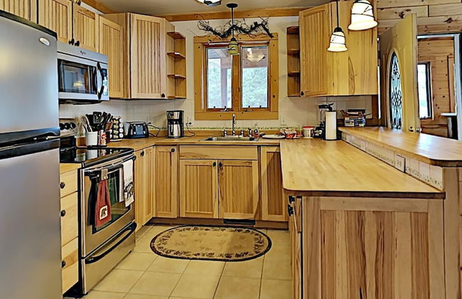 Sunset Cove Cabin On Lake Grindstone - Photo 9