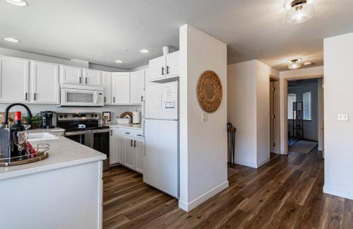 Cozy Condo in Chelan with Balcony & Views - Foto 12