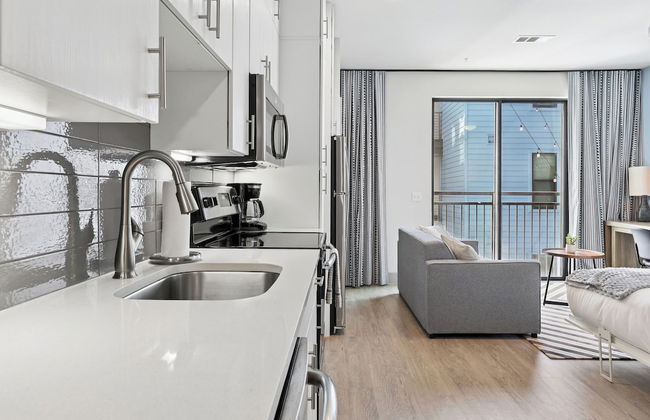 Sentral East Austin at 1630 E. Sixth - Photo 14