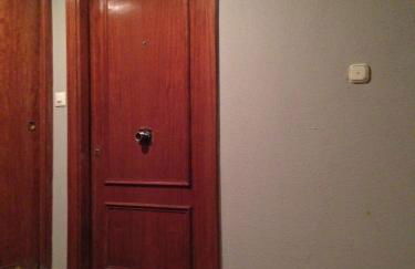 Spacious cozy apartment with easy and free parking - Foto 15