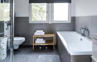 Spacious 3 Bedroom Family Oasis with Sauna, 20 min from Warsaw - Foto 24