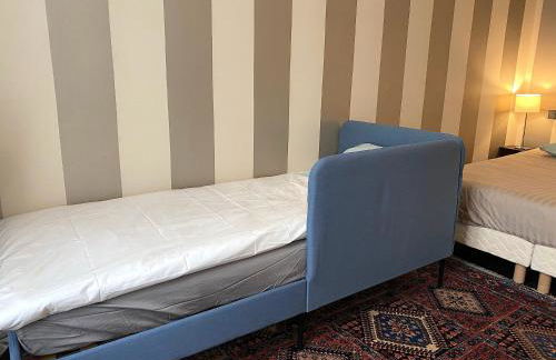 Outstanding 2 bedrooms with a terrific Eiffel Tower view - Foto 13