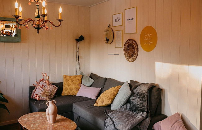 Geel Chalet in Netevallei - Photo 1