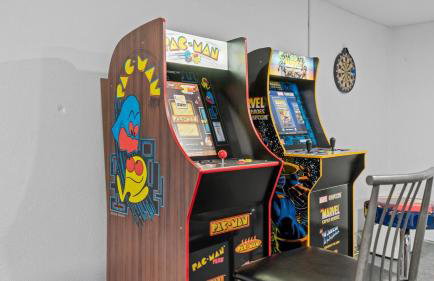 Newport Beach House with Huge Yard - Foto 50