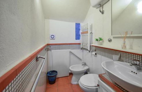 4 Bedroom Stunning Home In Montenero Val Cocchiar - Foto 20