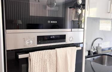 New 3 Bedroom Luxury Family Apartment - Airco, King Size Beds, Fully equipped kitchen, Balcony, Washingmachine, 2 bathrooms, Free parking, Fast Internet, 142m2 - Foto 27