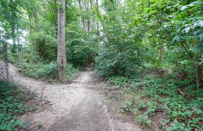 Cosy Apartment Near Center - Photo 27