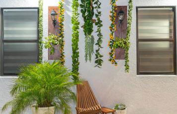 Designer Villa with Heated Pool, BBQ, Firepit, Ideal for Families & Groups - Photo 78