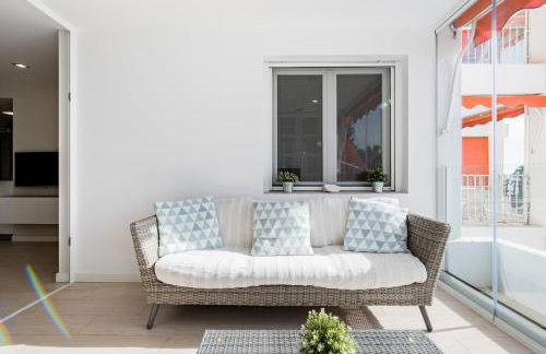 Sorolla 105, luxury, beach, free parking, all services, quite neighborhood, SO - Photo 3