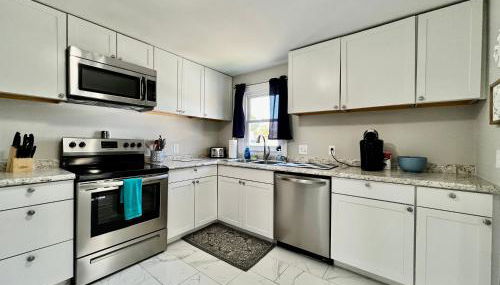 7086 Tylersville Beautiful 4 BDR Home - Near I-75 - Foto 2