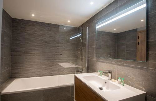 Luxueux appartement skis aux pieds, jacuzzi privatif - Foto 12