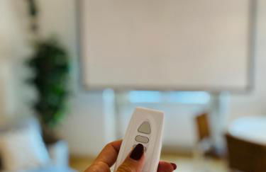 Cinema Apartment Magdeburg - Balkon & Beamer - Foto 32