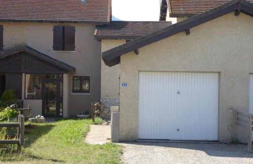 le chalet Cerdan - classé 3 étoiles - 5 personnes - 2 chambres- parking -garage-jardin-WIFI-rénové en 2023 - Foto 27