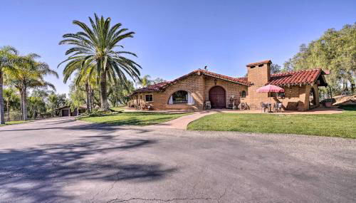 Equestrian Estate with Horse Stables and Pool! - Foto 4