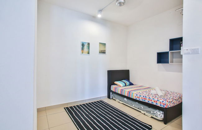 OwnAStay Midhill by Symphony Suite - Photo 4