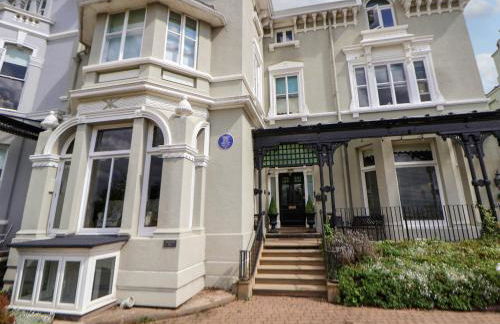 Ismay Lounge Apartment- Titanic Interest - Foto 8