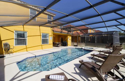 Spacious 6-Bedroom Getaway with Game Room, Private Spa & Sunny Pool Deck in Premier Resort Setting - Foto 29