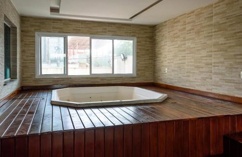 Frente Mar no Recreio com Varanda Privativa Ideal para Família - Foto 45