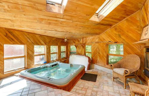 Spacious Woodbury Home with Pool and Hot Tub! - Foto 37
