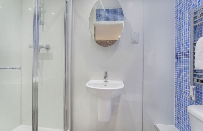 Reubens Court and City Apartments - Photo 22