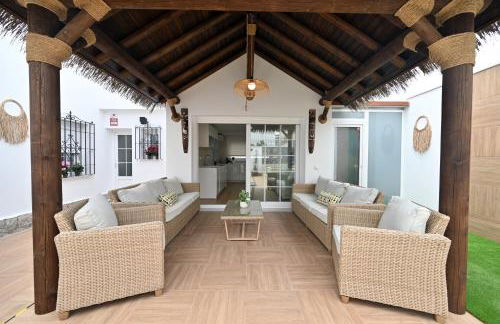 WonderStays Villa Lucía - Photo 62