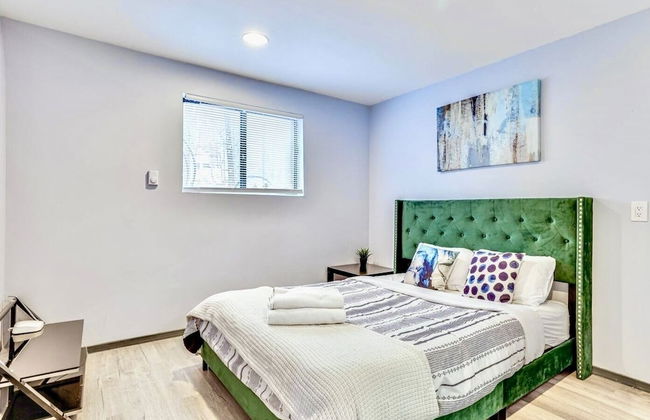 4BD Family Cottage in Pocono Forest W Private Pool & Hot-tub by RedAwning - Foto 5