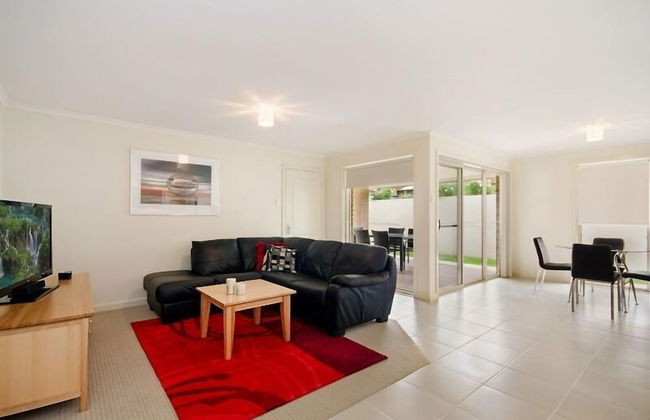 Fringe Apartments - Photo 1