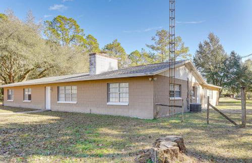 Hike and Fish! Wooded Family Getaway in Interlachen - Foto 25