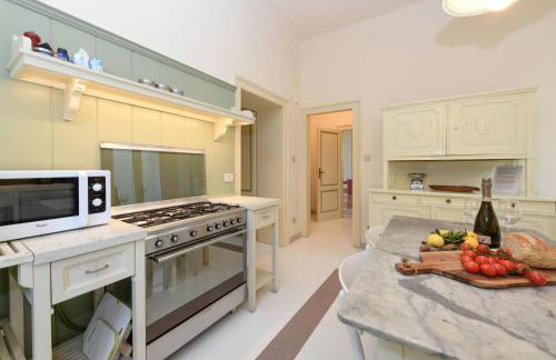 Villa Ondina - Wonderful villa with private beach and big garden - Photo 39