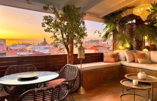 Excellent Apartment penthouse in the center Madrid - Photo 3