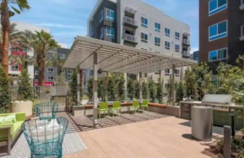 Cozy 2bd Apt Near Disneyland Anaheim Conv Center - Photo 1