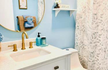 Coastal Retreat Near Pineville and CLT - Foto 42