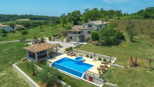 Unique Villa Bošket with Pool and Jacuzzi surrounded by Nature - Foto 2
