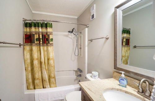 Hike, Golf and Ski Beech Mtn Condo with Resort Perks! - Foto 20