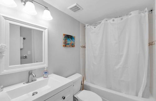 Curacao - Large 2x2 Waterfront Condo Great View Pool & Dock - Photo 19