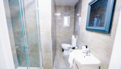 Private Studio With Hot Tub & Ensuite - Photo 2