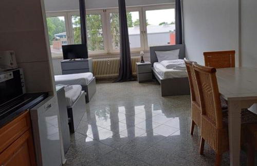 BoLA Ferienwohnung 2 Hamburg-Wandsbek 3 Betten, Küche, Bad - Foto 2