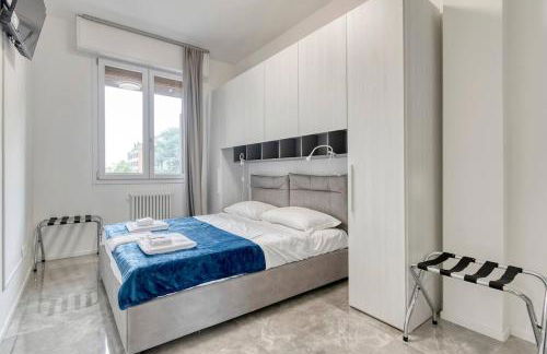 FREE Parking Large Apartment x11 with 4 bathrooms - Photo 2