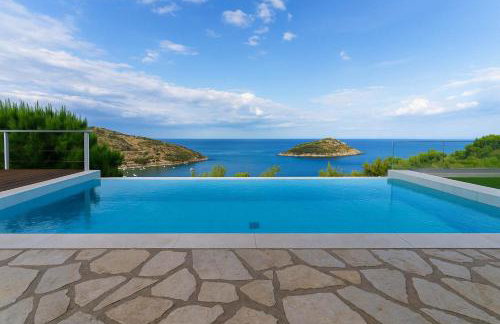 Coastal Paradise Found - Komis' Private Pool Retreat - Foto 52