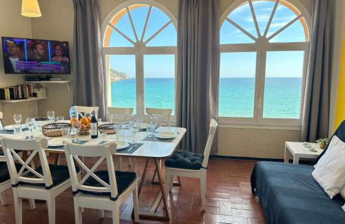 Apartamento con jardín a 11 metros de la playa. SE. - Foto 4