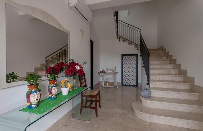 Villa Salemi With Pool - Photo 4