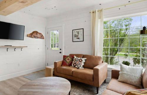 Charming & Freshly Restored Farmhouse 1 mile from center of Stowe - Foto 14