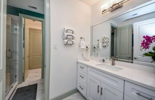 BrandNew! Secret Garden HTX |5BR w/GameRoom+HotTub - Foto 60