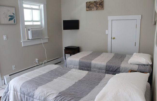 Mansion w 10 Bedrooms Pool and Theater - Foto 21