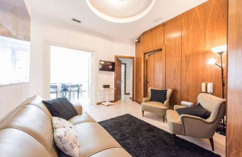 M&F Apartaments Gran Via - Photo 16