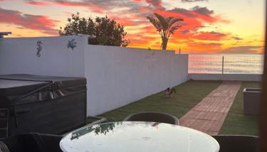 CHALET directo al MAR - Photo 5