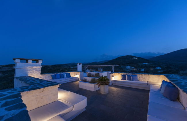 Traditional Stone House in Kostos - Photo 13