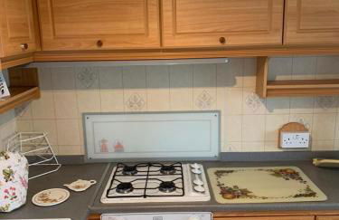 Lovely Semi-rural Caravan & Hot Tub - Sleeps Fam 6 - Photo 81