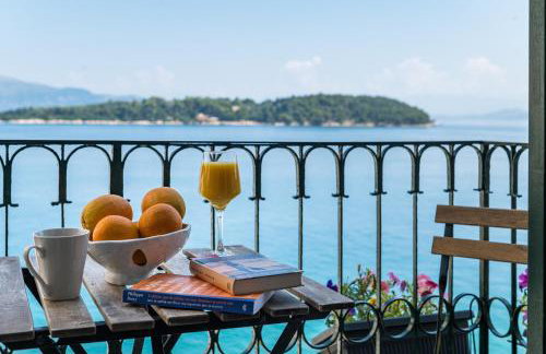 Fotiadis Family Luxury Suites by Konnect - Photo 6